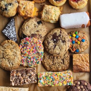 6 Cookies, 6 Rice Krispy Treats